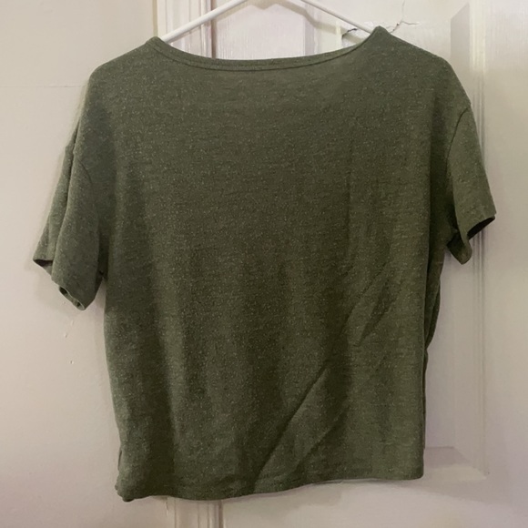 american eagle green shirt - Picture 3 of 3